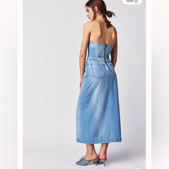 Free People Picture Perfect Strapless Tube Denim Midi Dress 10 - Picture 3 of 7